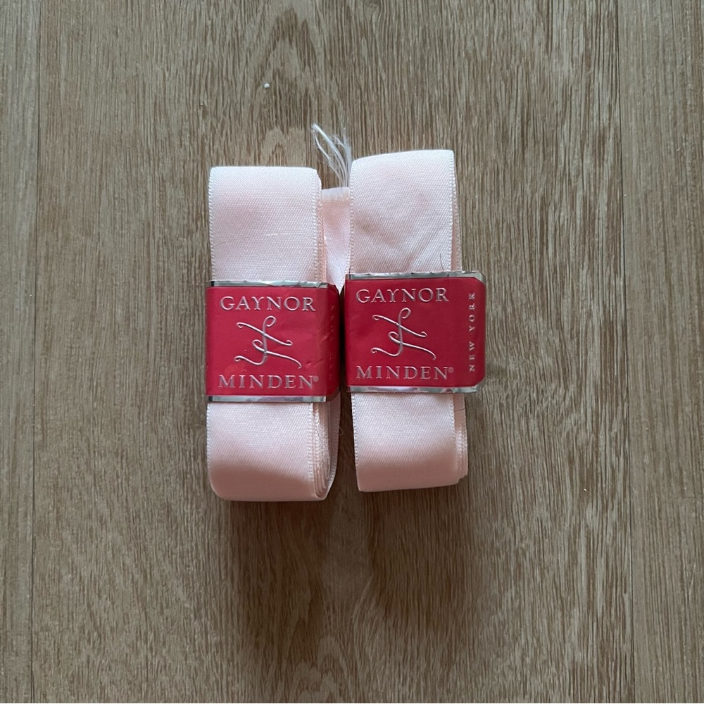 NWT Gaynor Minden Pointe Shoe Ribbon